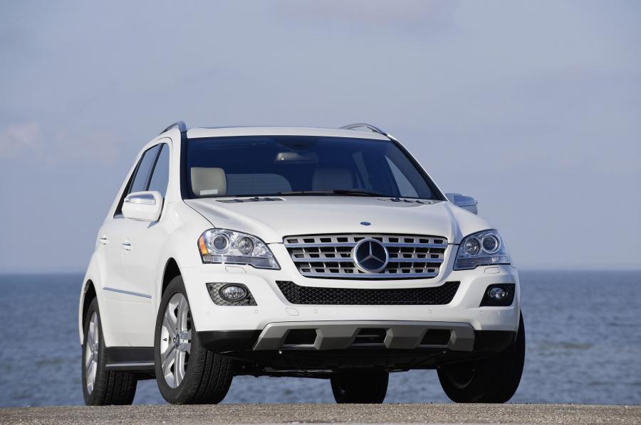  Mercedes-Benz ML-Class 2009 года  (фото 1 из 66)